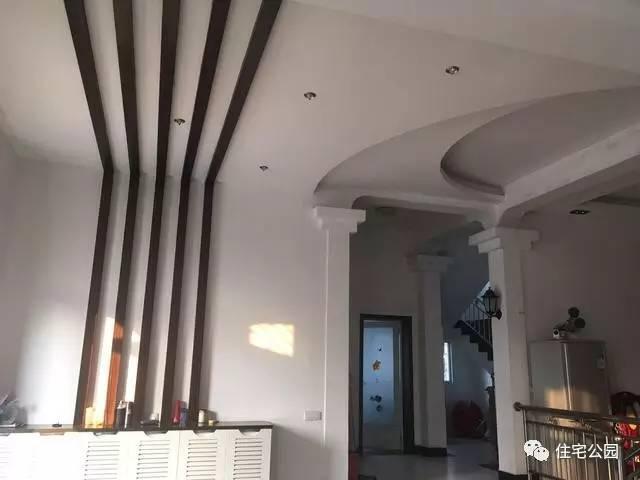 父子二人攜手設(shè)計(jì)圖紙，60萬(wàn)建舒適別墅！