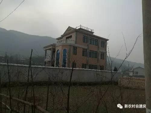 最經(jīng)典的建房案例，只要35萬(wàn)，帶旋轉(zhuǎn)樓梯和平面圖！