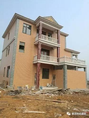 最經(jīng)典的建房案例，只要35萬(wàn)，帶旋轉(zhuǎn)樓梯和平面圖！