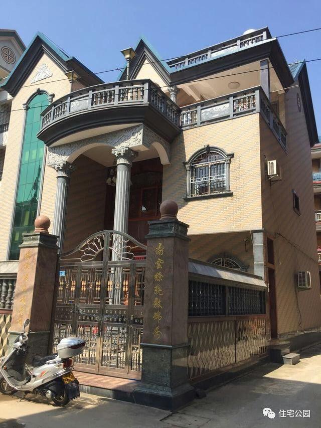 網(wǎng)友實(shí)拍現(xiàn)代農(nóng)村生活，有房有車(chē)有別墅，羨慕嗎？