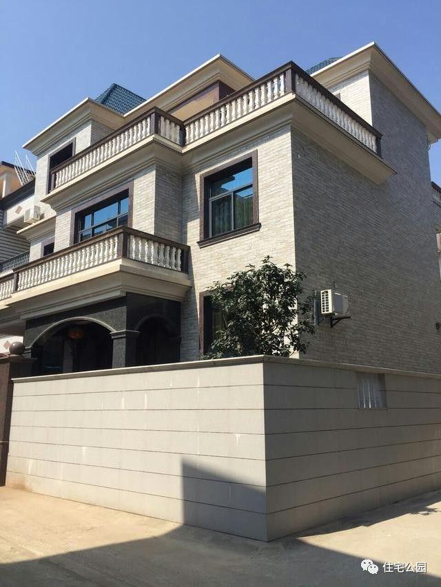 網(wǎng)友實(shí)拍現(xiàn)代農(nóng)村生活，有房有車(chē)有別墅，羨慕嗎？