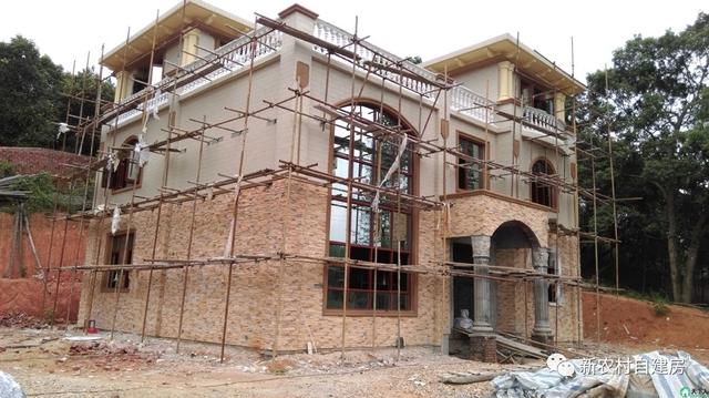 湖南人真的會算計，30萬建套二層半歐式豪華鄉(xiāng)村別墅