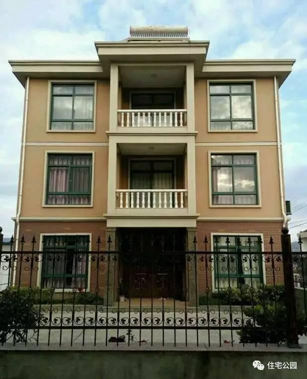 網(wǎng)友曬別墅12X10米，380平，內(nèi)設(shè)7臥室！