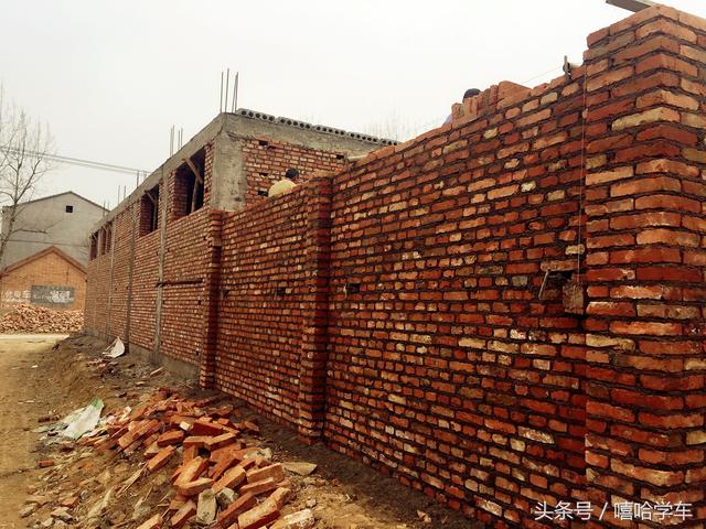 如今農(nóng)村蓋房豪華程度超城市別墅！