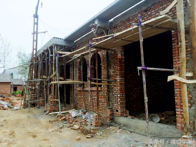 如今農(nóng)村蓋房豪華程度超城市別墅！