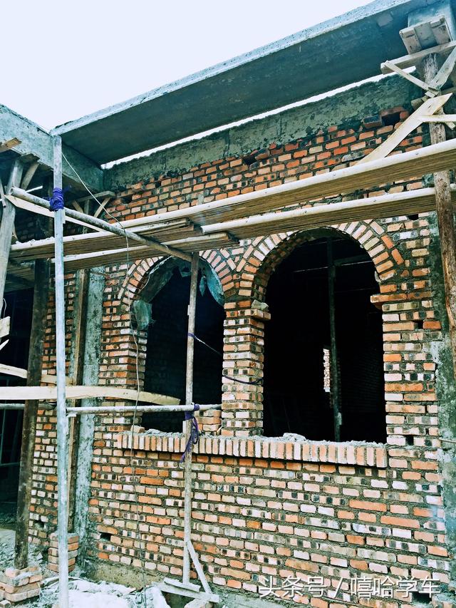 如今農(nóng)村蓋房豪華程度超城市別墅！