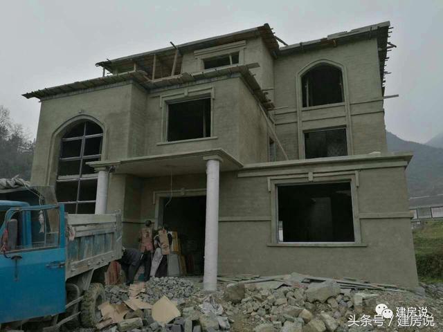 網(wǎng)友實拍農(nóng)村“別墅”實景圖