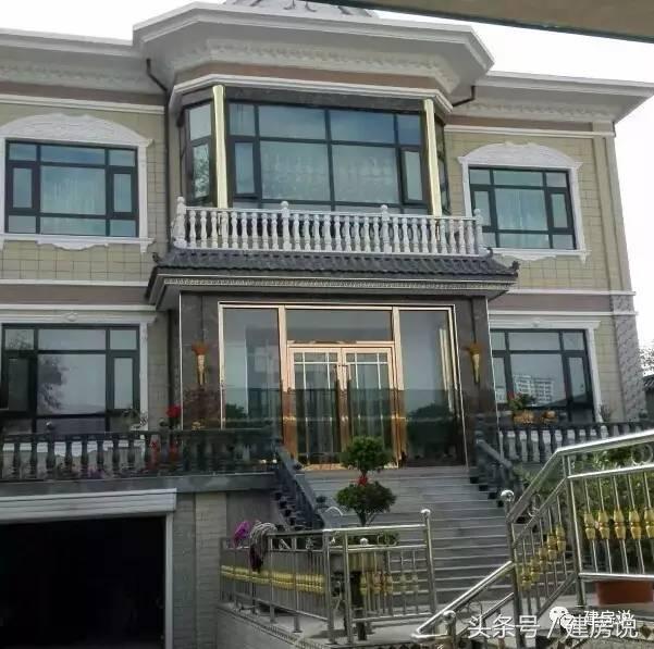 網(wǎng)友實拍農(nóng)村“別墅”實景圖