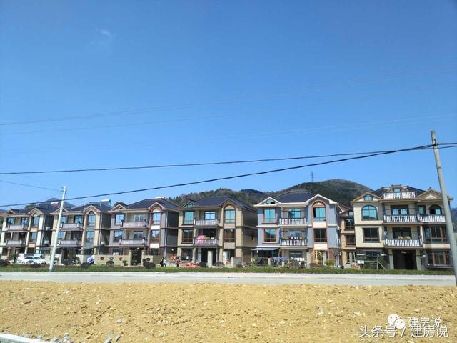 網(wǎng)友實拍農(nóng)村“別墅”實景圖