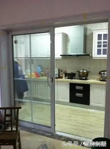 26萬(wàn)做成的二層小別墅，在農(nóng)村建一棟小別墅并不難