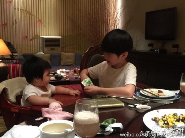 天天爸張亮大別墅裝修如此宜居 那么會(huì)做飯 真是模特界一股清涼