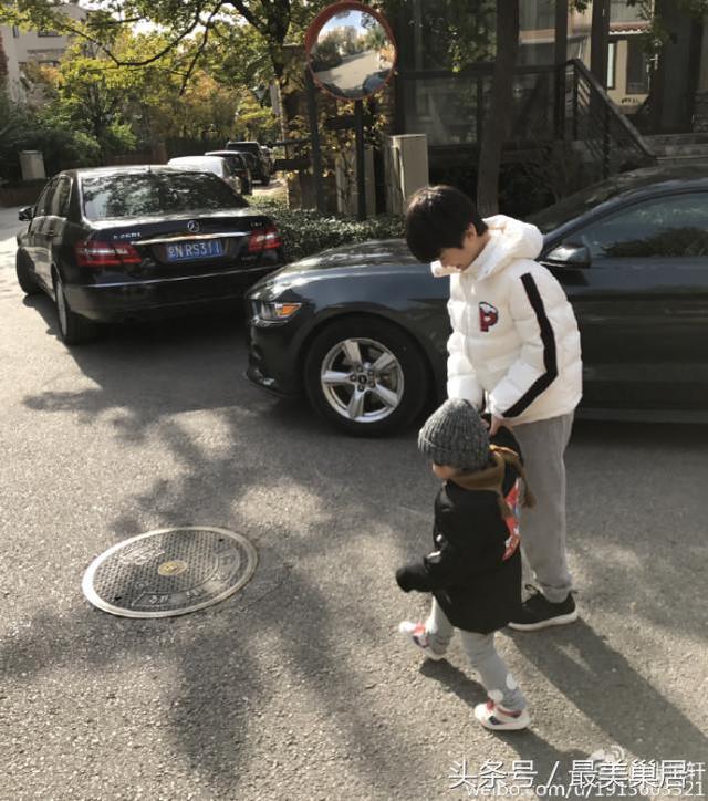 天天爸張亮大別墅裝修如此宜居 那么會(huì)做飯 真是模特界一股清涼