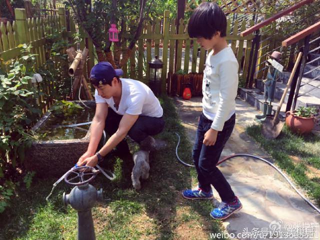 天天爸張亮大別墅裝修如此宜居 那么會(huì)做飯 真是模特界一股清涼