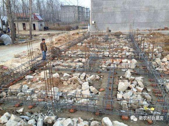 40萬兄弟合建雙拼別墅，施工全程實(shí)拍，含平面