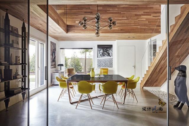 意大利石頭與木頭結(jié)合的鄉(xiāng)村別墅