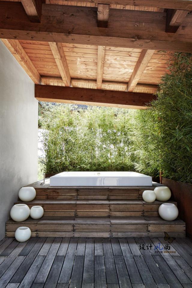 意大利石頭與木頭結(jié)合的鄉(xiāng)村別墅