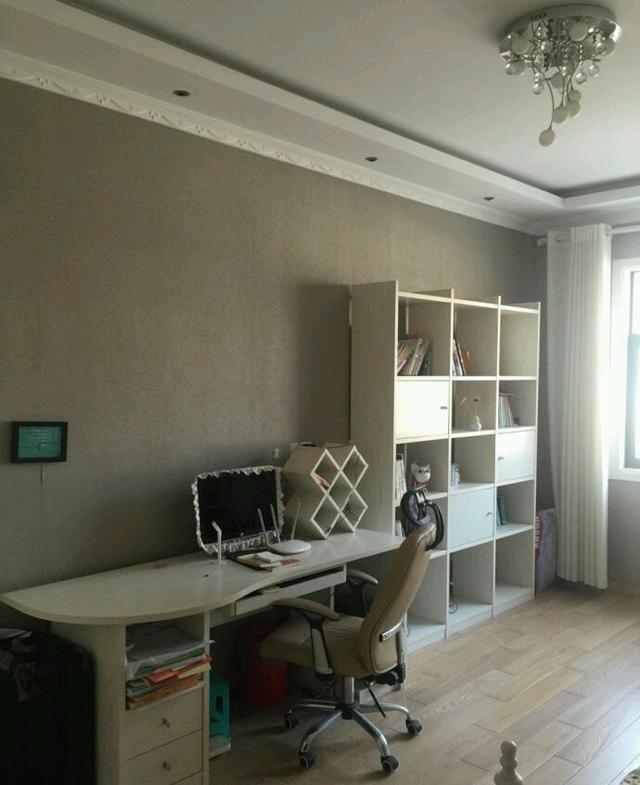 堪比千萬(wàn)大別墅的鄉(xiāng)下自建房，全屋的裝修婆婆裝得富麗堂皇！