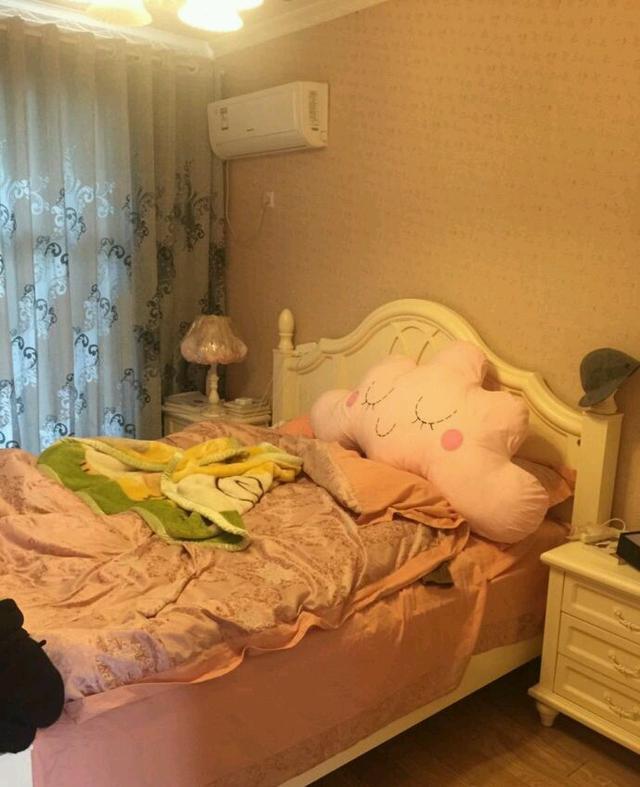 堪比千萬(wàn)大別墅的鄉(xiāng)下自建房，全屋的裝修婆婆裝得富麗堂皇！