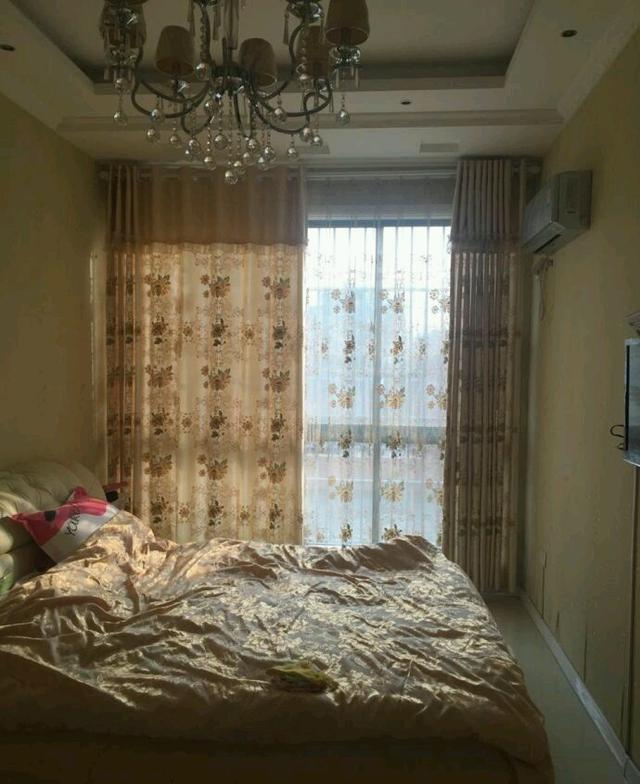 堪比千萬(wàn)大別墅的鄉(xiāng)下自建房，全屋的裝修婆婆裝得富麗堂皇！