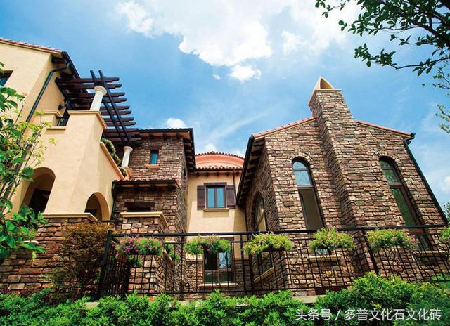 老鄉(xiāng)建別墅用文化石，完爆野外真石頭，鄰居們都找上門來問