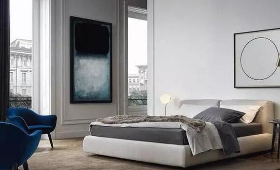 第一次到老板的別墅參觀，進(jìn)門就給客廳的設(shè)計(jì)美呆了，大氣奢華