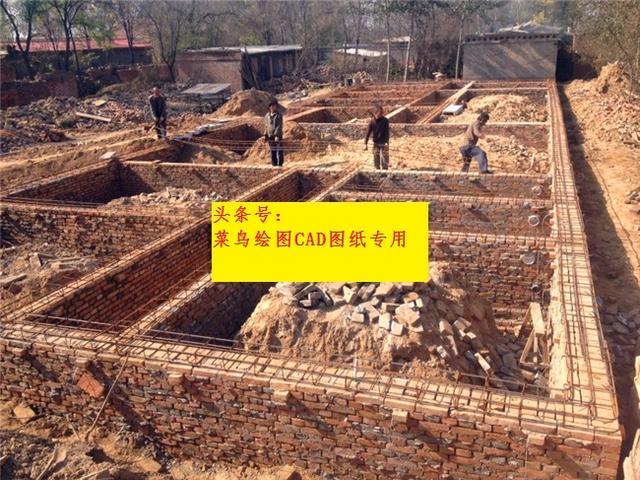 26萬建一層紅磚中式院子別墅，外觀造型簡約沉穩(wěn)，布局緊湊合理