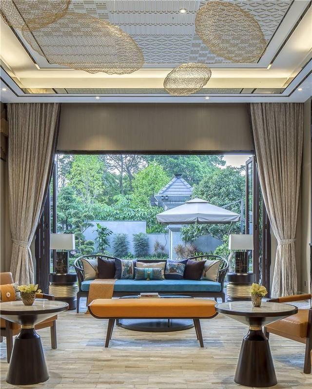房地產(chǎn)老板北京別墅裝修花幾百萬，內(nèi)景奢華無比，四季如春的感覺