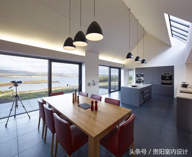 這北歐的別墅，外面看起來不怎么樣，但里面是真的很舒服！