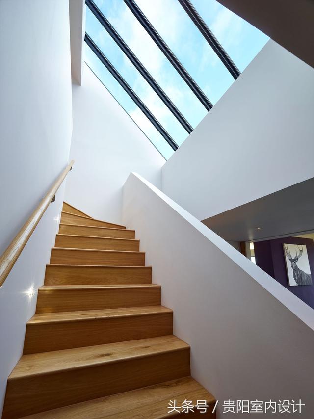 這北歐的別墅，外面看起來不怎么樣，但里面是真的很舒服！