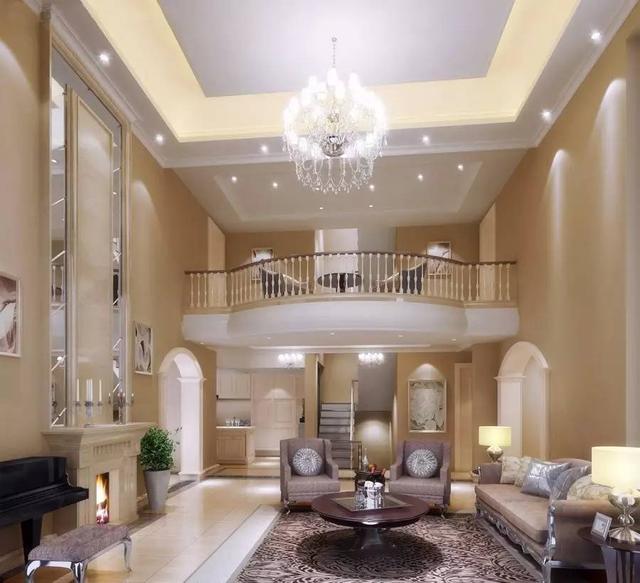 很多臥室！這棟鄉(xiāng)村別墅可以容納一大家子的幸福