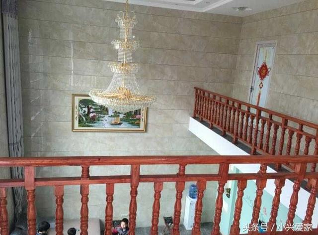 曬曬我家500平的農村別墅，前后花費100w，落地窗太贊了！