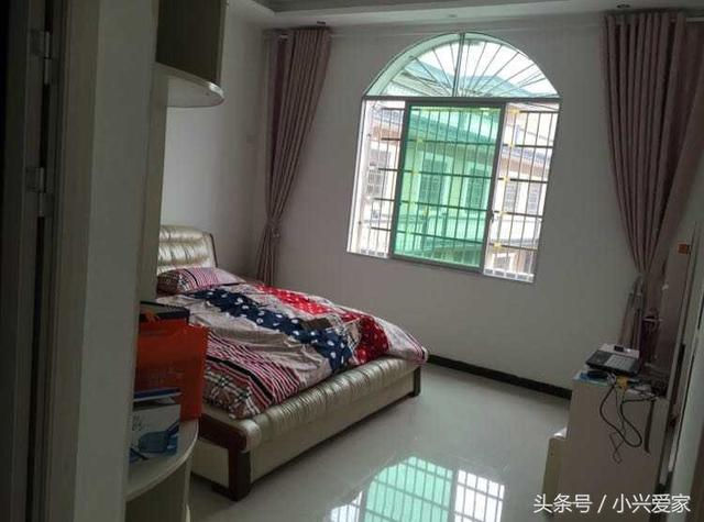 曬曬我家500平的農村別墅，前后花費100w，落地窗太贊了！