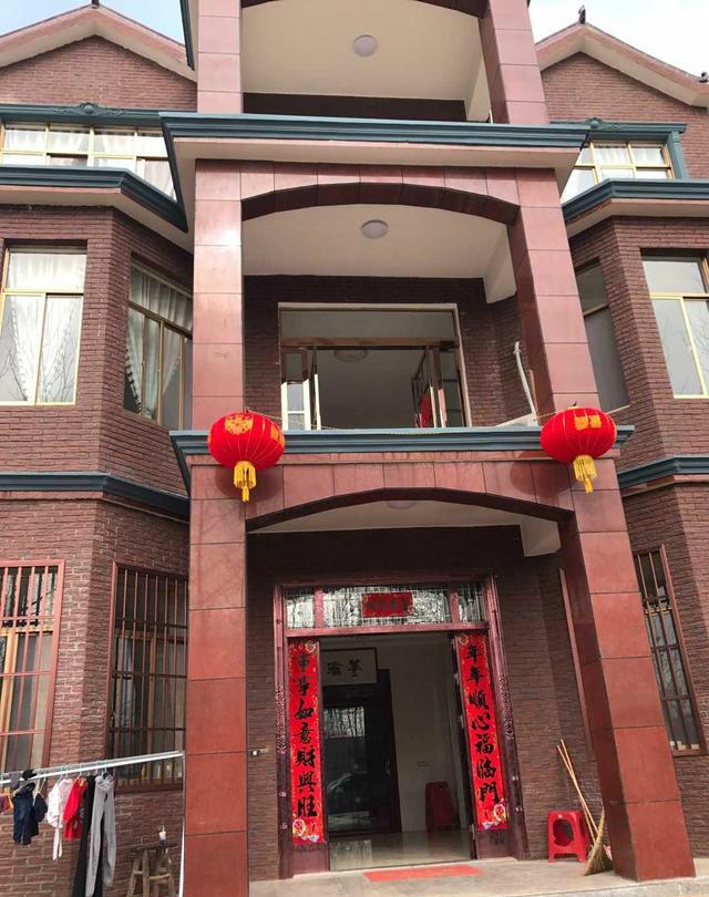 老家3層房子終于建好了，我嫁到農(nóng)村，變得特別有面子！