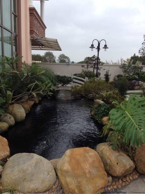 造價千萬的農(nóng)村豪宅，一塊石頭就花了45萬