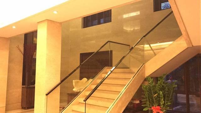 造價千萬的農(nóng)村豪宅，一塊石頭就花了45萬