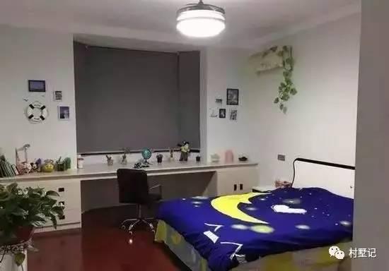 帶旋轉(zhuǎn)樓梯的二層農(nóng)村別墅，引眾人參觀（附實(shí)拍）