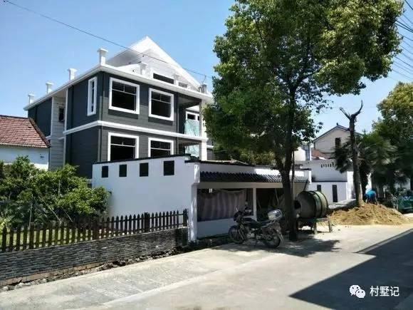 經(jīng)濟(jì)實(shí)用！這款農(nóng)村別墅融合現(xiàn)代與傳統(tǒng)美（附實(shí)拍）