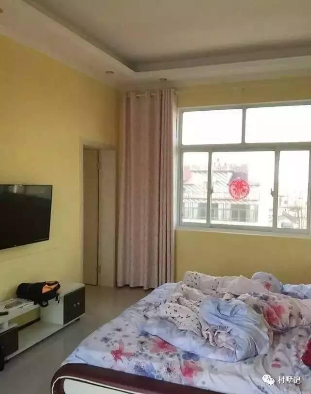 曬一曬咱村新蓋的三層別墅，是整個村最豪華的