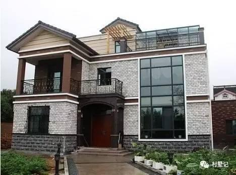 曬一曬咱村新蓋的三層別墅，是整個村最豪華的