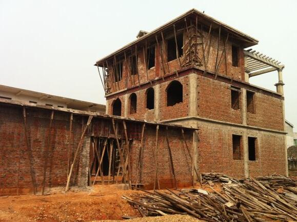 11.4米x11.5米農(nóng)村自建房，有前院還有后院，別說不羨慕