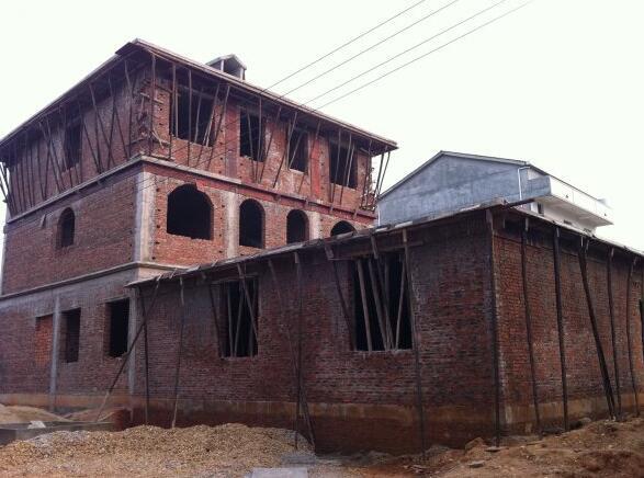 11.4米x11.5米農(nóng)村自建房，有前院還有后院，別說不羨慕