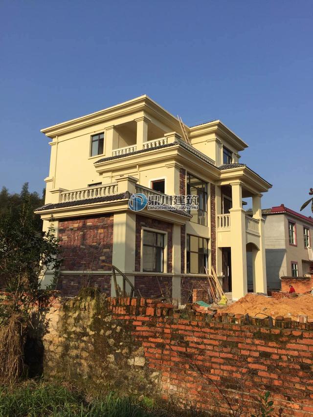 三層落地窗小別墅，這建出來的效果沒得挑，30萬就可以建