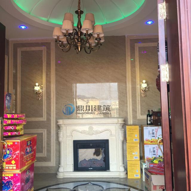 這三層小別墅讓小孩看了都走不動路，里面裝個壁掛爐，歐美范十足