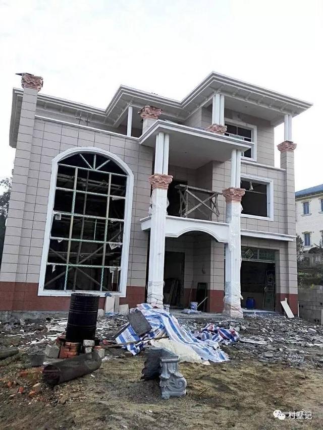 大氣漂亮！湖南網(wǎng)友30萬搞定三層農(nóng)村別墅令全村人羨慕