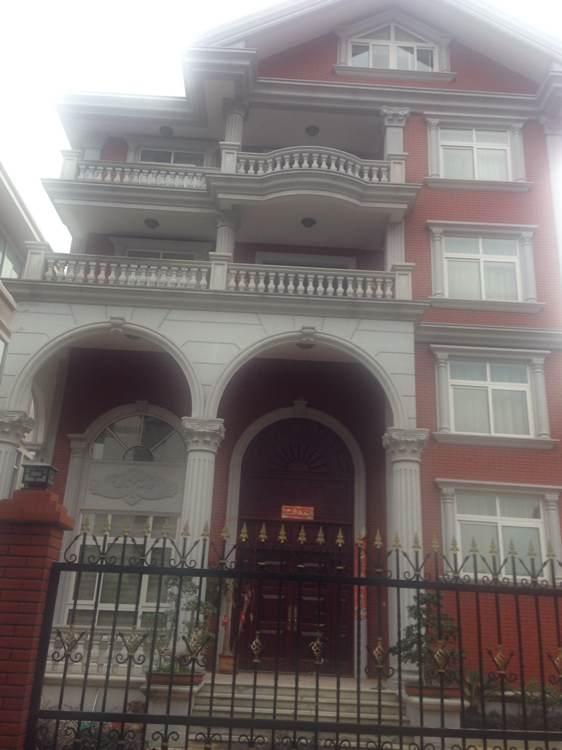 借錢也要建別墅，農(nóng)村建房這樣攀比值不值