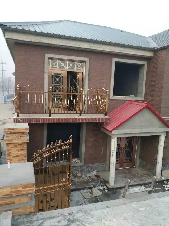 為什么蓋房子一定要把大門做好？看了這15棟別墅你懂了嗎？