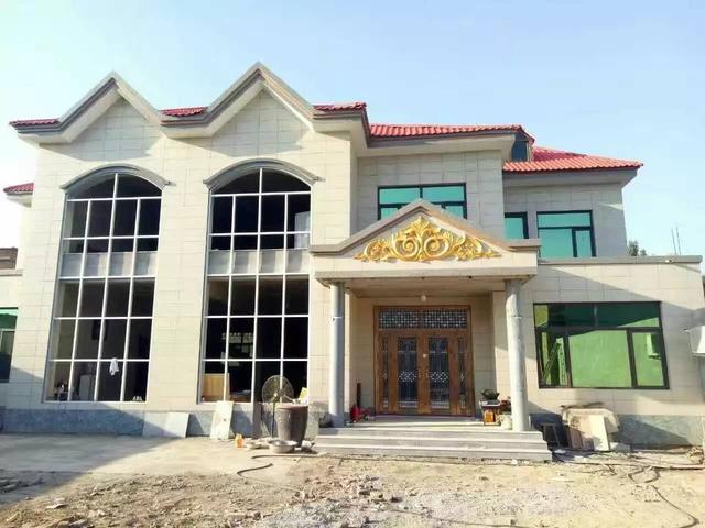 為什么蓋房子一定要把大門做好？看了這15棟別墅你懂了嗎？