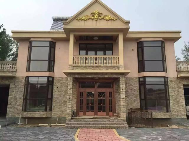 為什么蓋房子一定要把大門做好？看了這15棟別墅你懂了嗎？