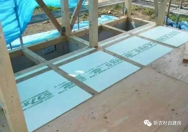 實(shí)拍日本人建房過(guò)程，不用一磚一瓦能抗8級(jí)地震