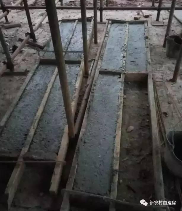 65建兄弟雙拼別墅，重回農(nóng)村，只為父母的期盼